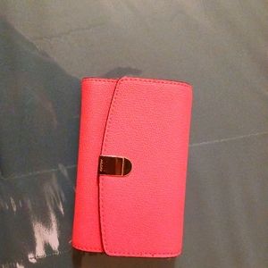 NWOT WALLET in coral  multi-compartment